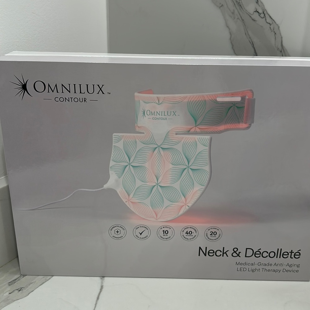 Omnilux Neck and Chest